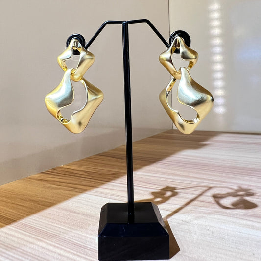 57NGV128E-001 Earring