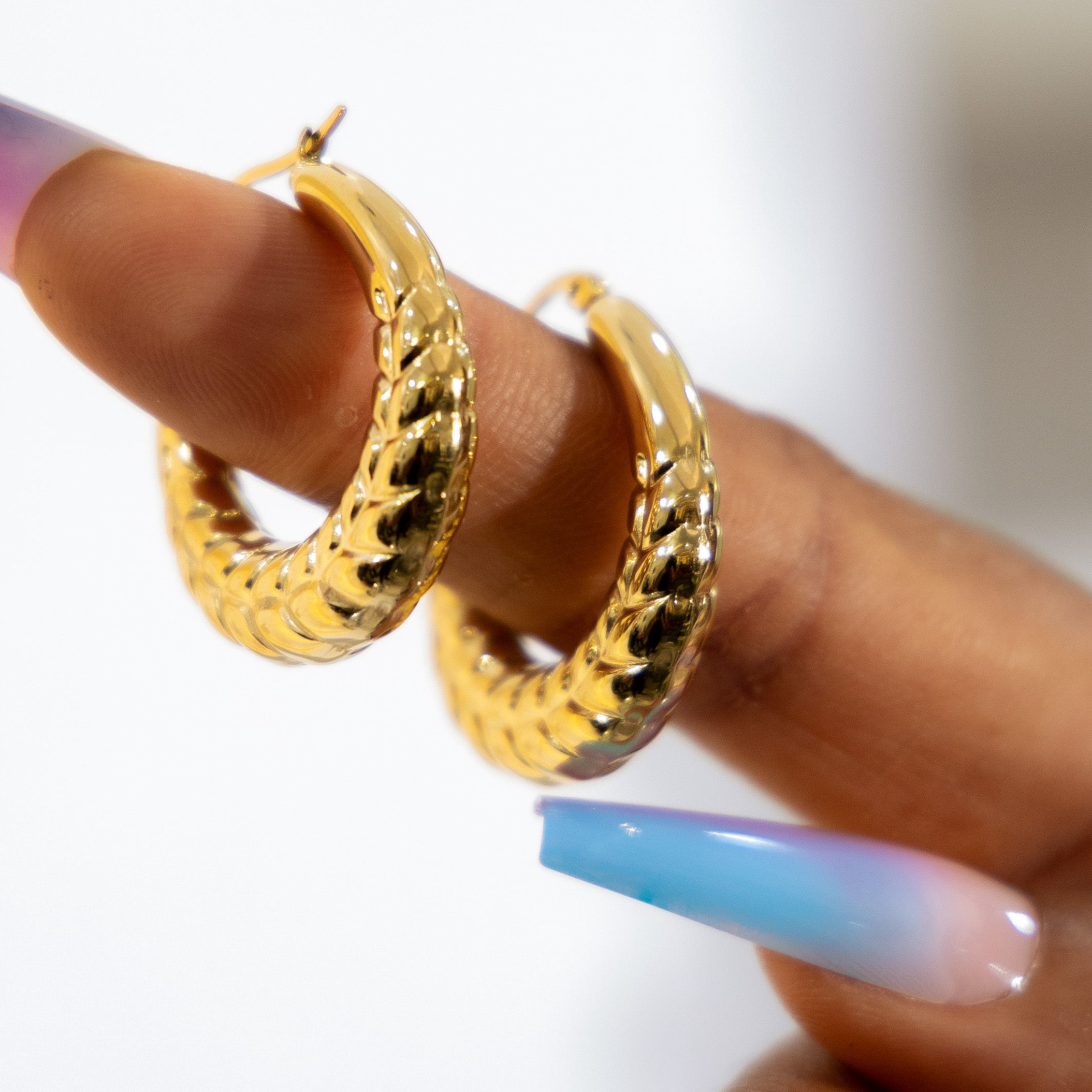 9108599 EARRING