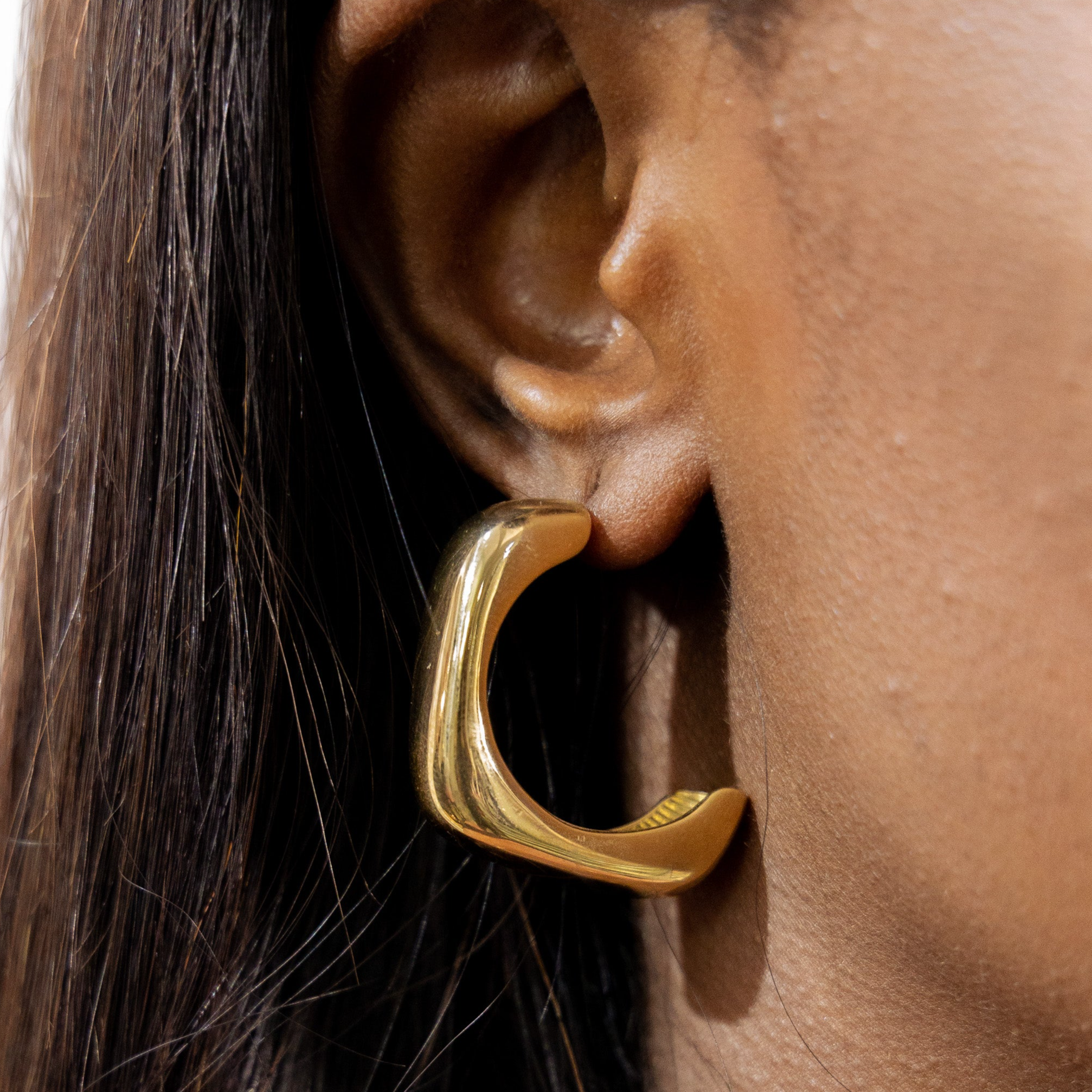 9104944 EARRING