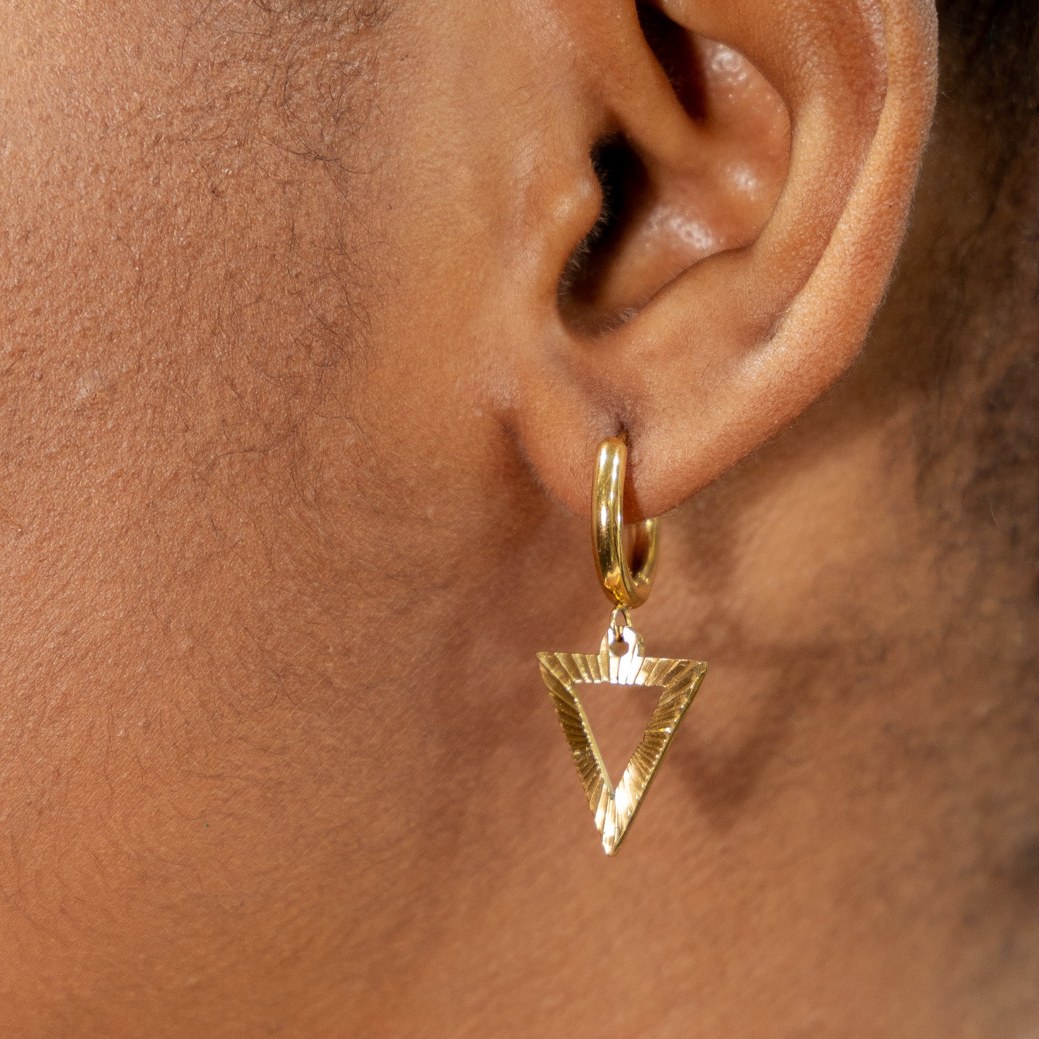 9108191 EARRING